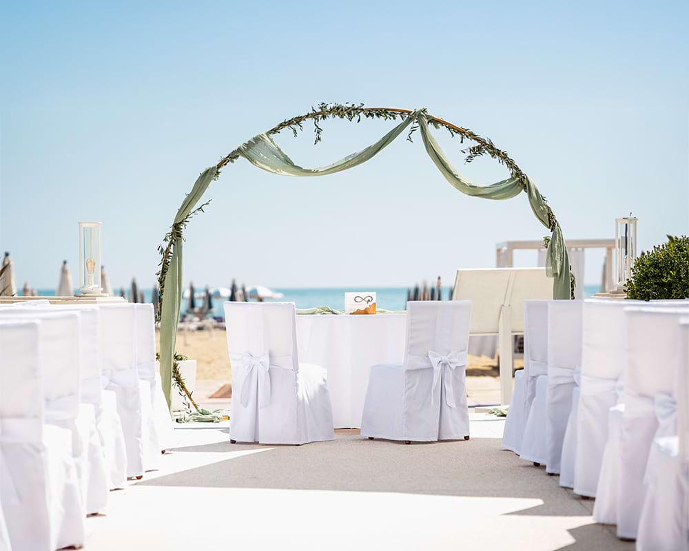 Location per eventi e matrimoni fronte mare a Jesolo nel ristorante Amarmio
